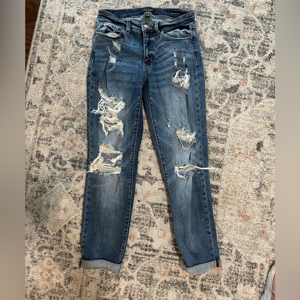 Judy Blue distressed boyfriend fit jeans